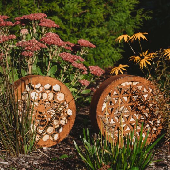 Petteri Wiimaa Insect Hotel Flower of Life-S