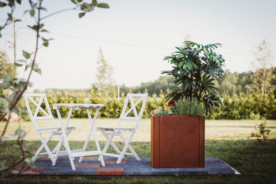 GrillSymbol Corten Steel Planter Clara XXL, 80x80x80 cm GrillSymbol Corten Steel Planter Clara XXL, 80x80x80 cm