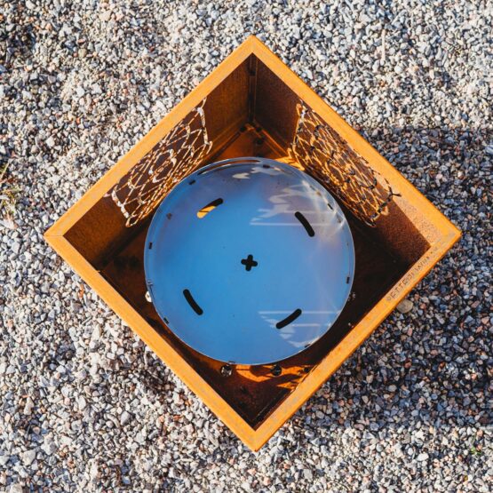 GrillSymbol Corten Steel Fire Pit Laterna GrillSymbol Corten Steel Fire Pit Laterna