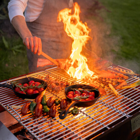 GrillSymbol Charcoal Grill Naked Chef-XXL OFFER: Extra grates included worth 450 pounds